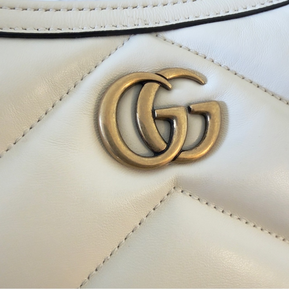 New Gucci Marmont GG half moon leather small shoulder bag - Picture 12 of 15